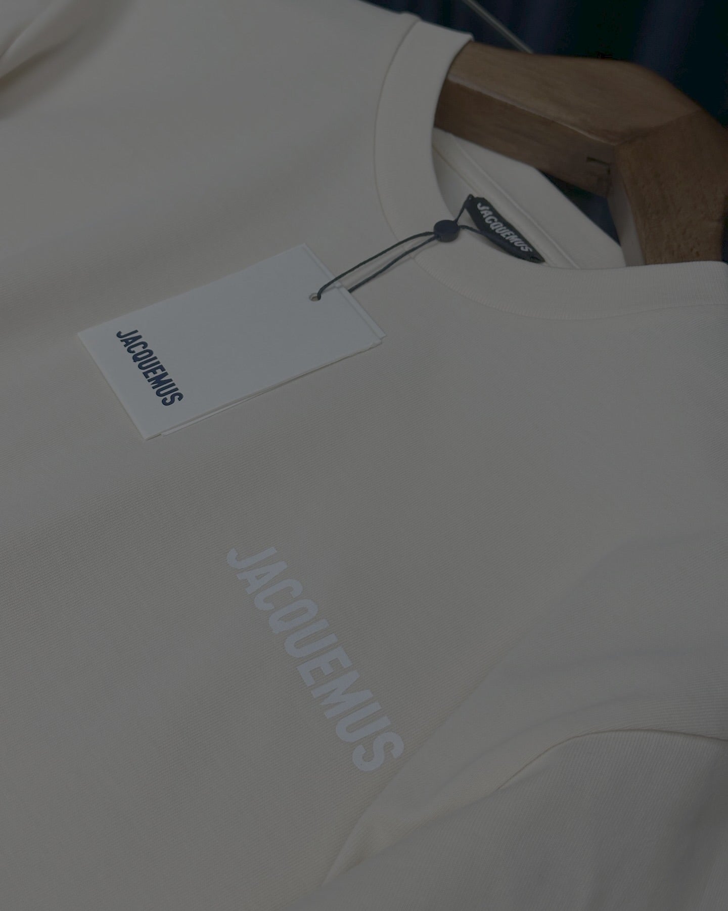 Jacquemus Signature Tee – Sand Beige