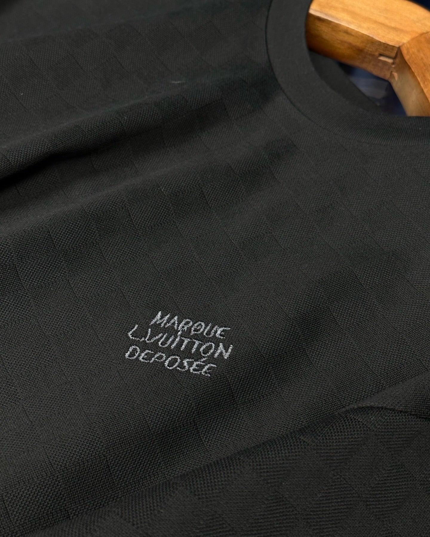 Louis Vuitton Monogram Shadow T-Shirt Noir Edition