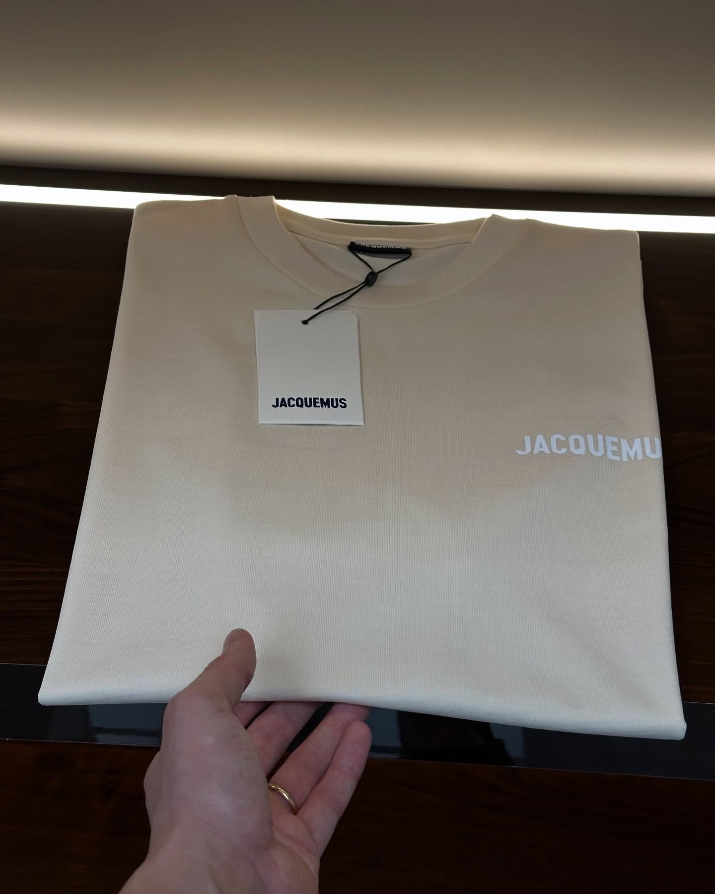 Jacquemus Signature Tee – Sand Beige