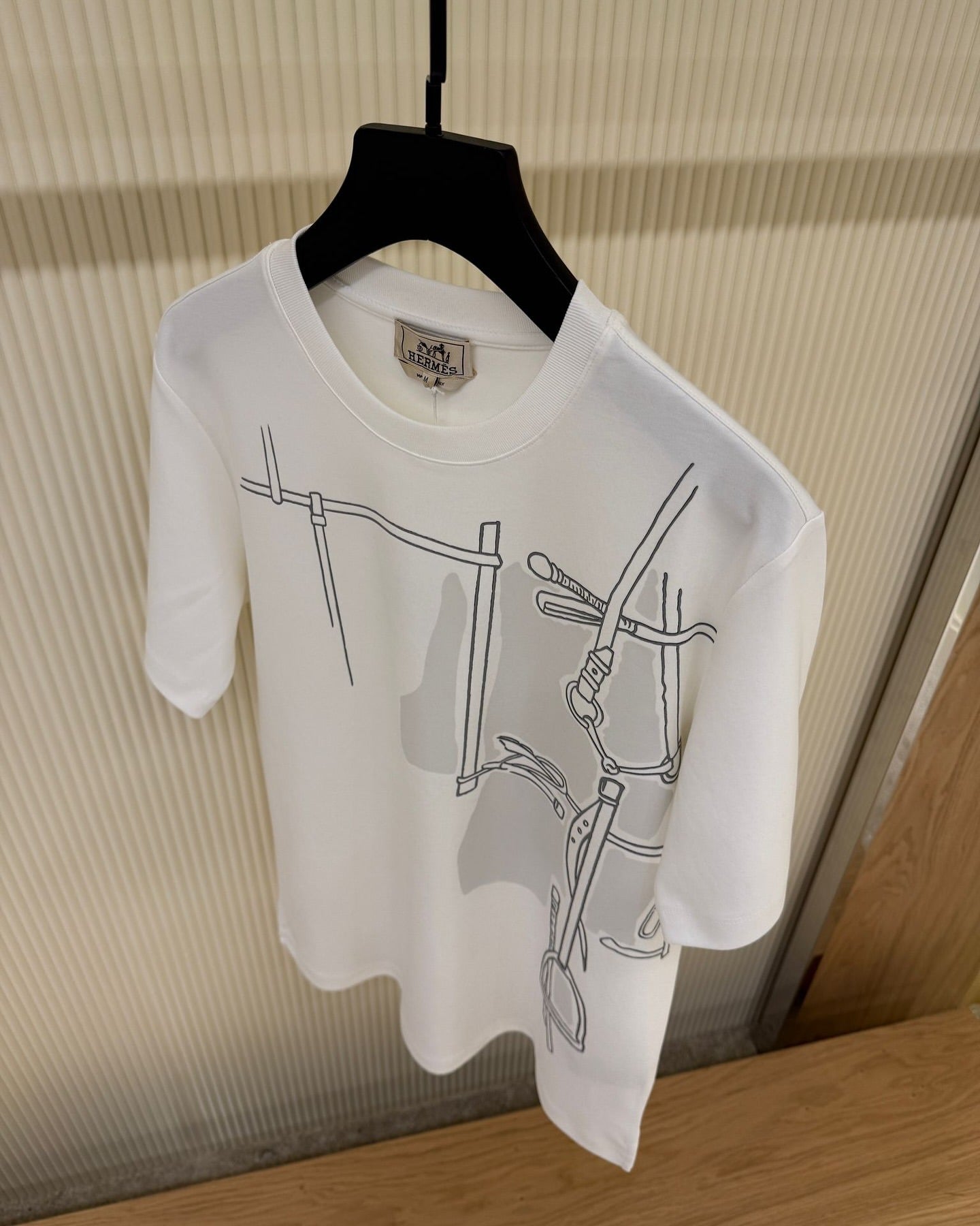 Hermès white T-Shirt with Equestrian-Inspired Graphic