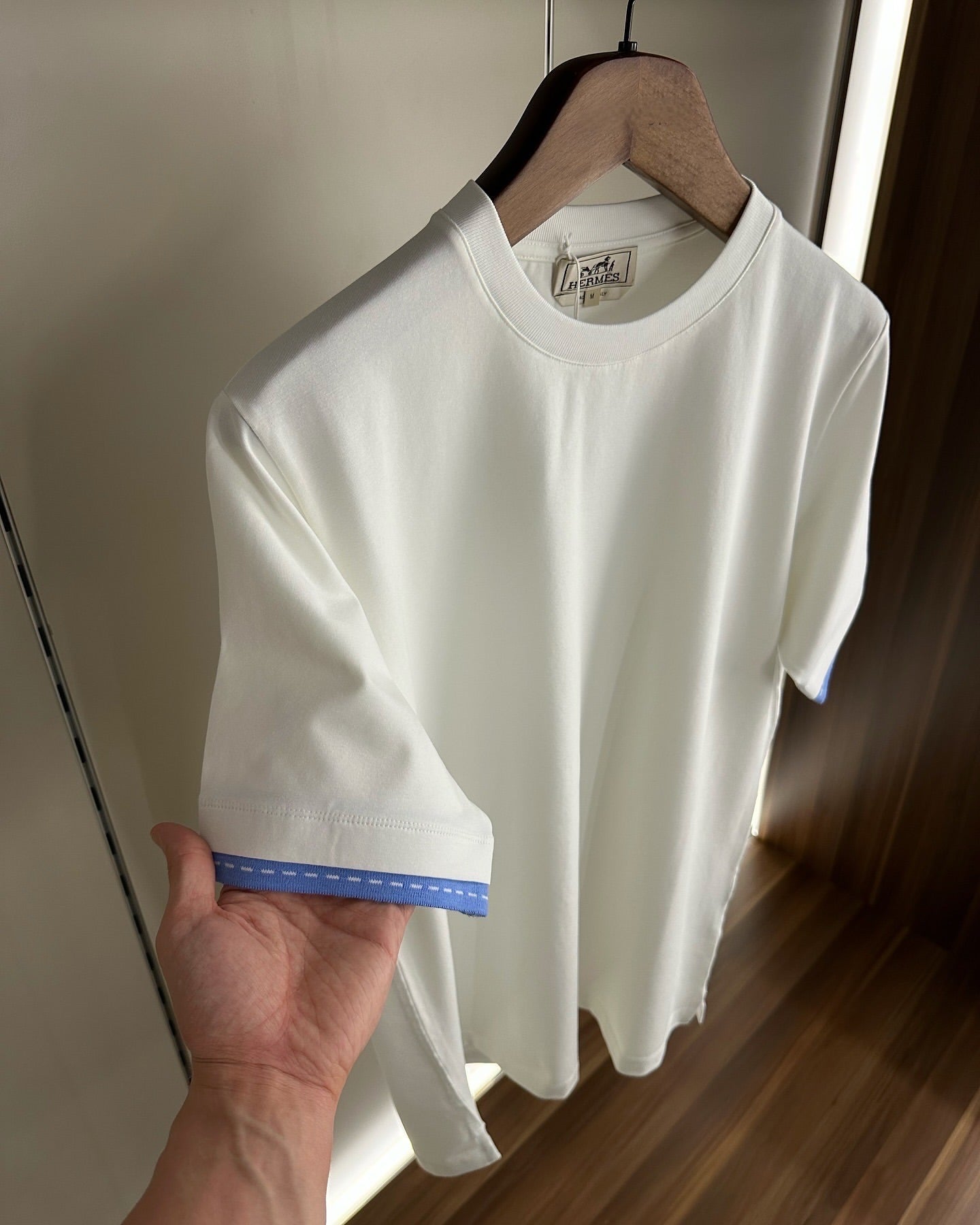 Hermès White Cotton T-Shirt with Blue Cuff Detail