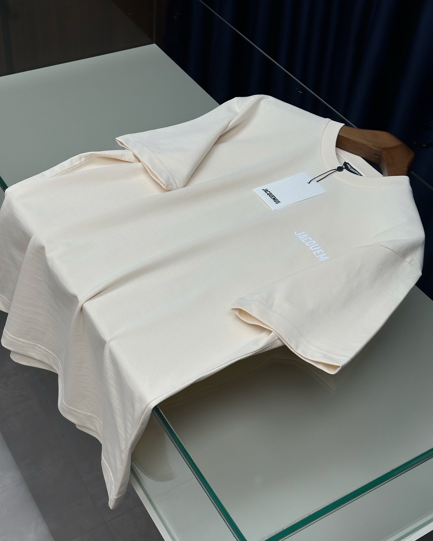 Jacquemus Signature Tee – Sand Beige