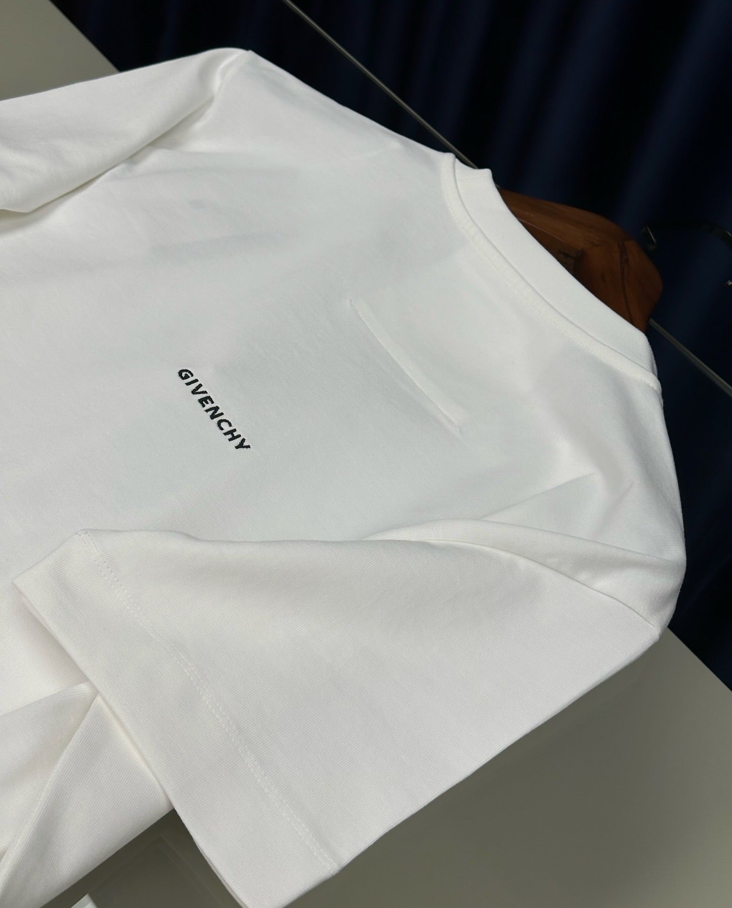 Givenchy Essential Logo Tee – White Minimal Edition