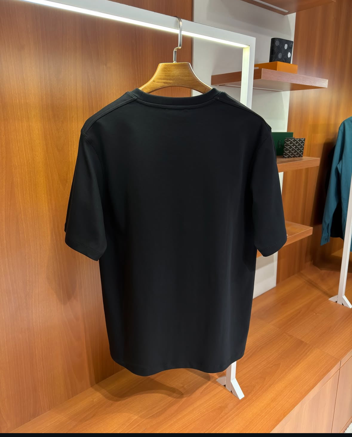 Hermès Black Signature “H” Cotton T-Shirt - CBLACK