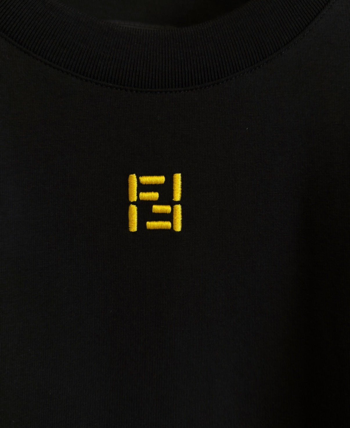 FENDI Minimal Logo Premium T-Shirt | & Black