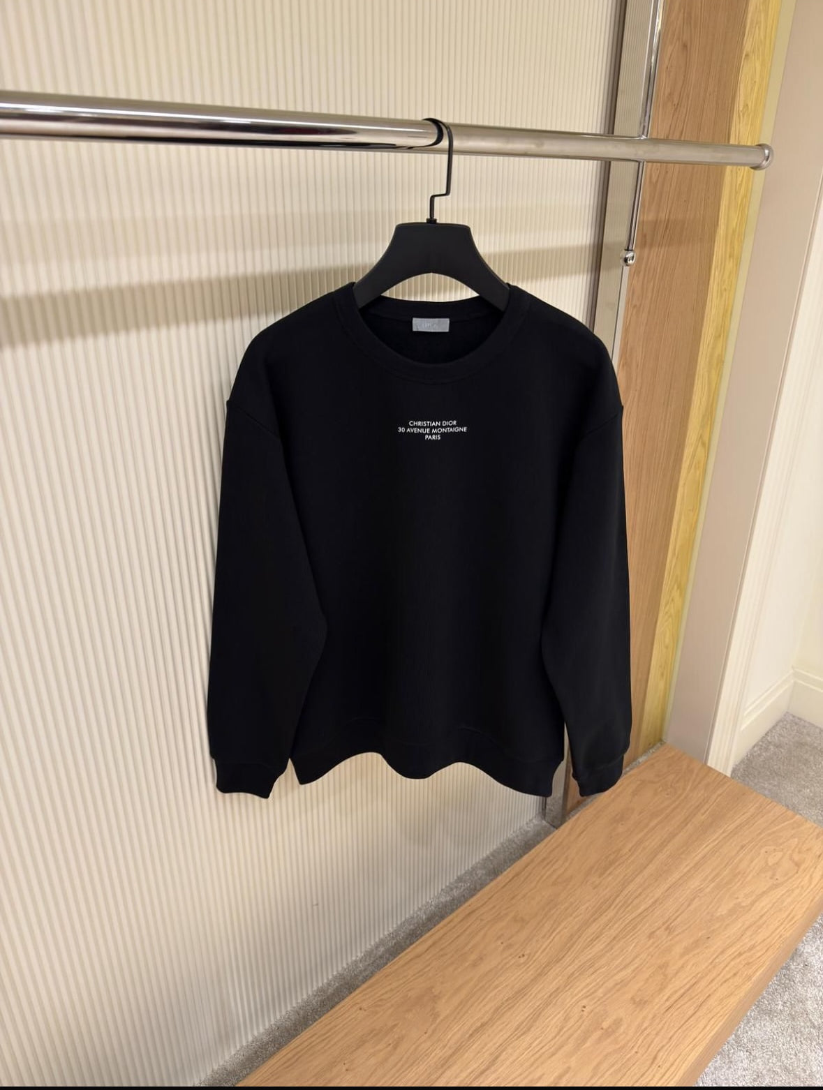 Christian Dior 30 Avenue Montaigne sweatshirt.