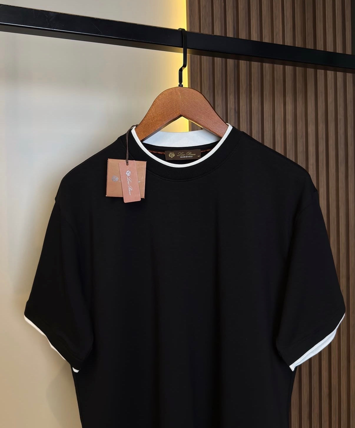 Loro Piana Black Crew Neck T-Shirt with White Contrast Trim – Premium Cotton