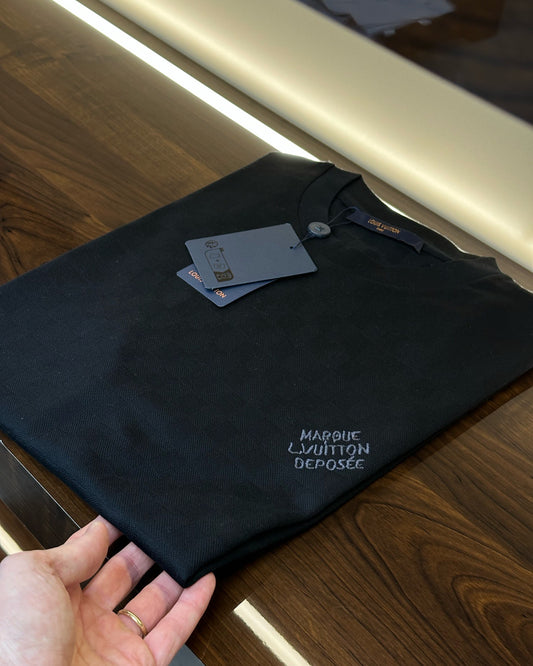 Louis Vuitton Monogram Shadow T-Shirt Noir Edition