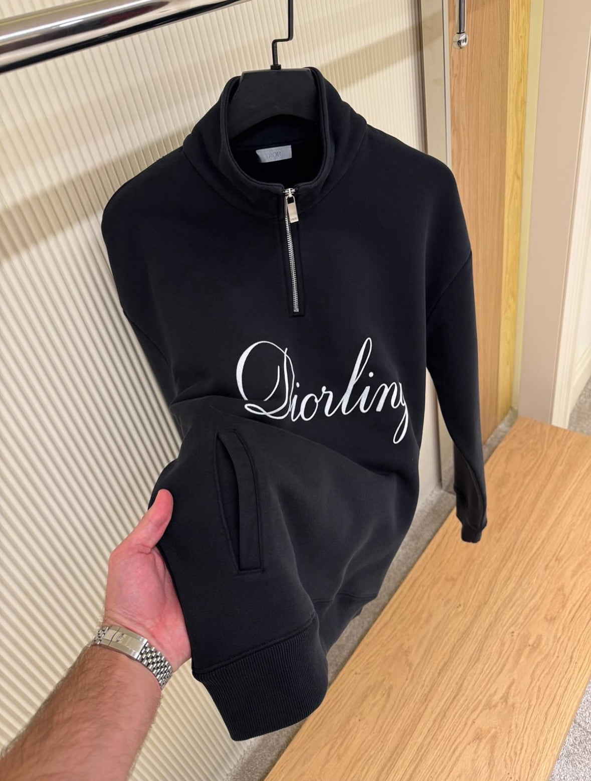 the Diorling Sweatshirt with Zipped Collar from the Dior Winter 2025 collection.